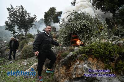 Περιβολάκια - Κλένοβο: Τίμησαν τη μνήμη του Οσίου Μάξιμου του Καυσοκαλυβίτη (φωτογραφίες)