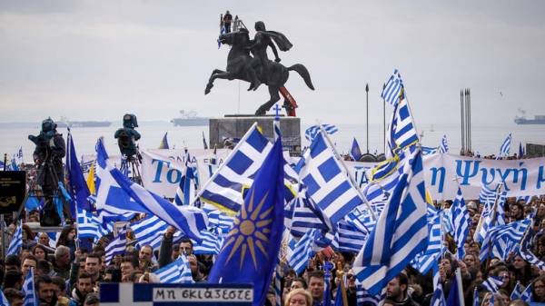 Σκοπιανό: Οργανώνονται νέα συλλαλητήρια σε Αθήνα και Θεσσαλονίκη