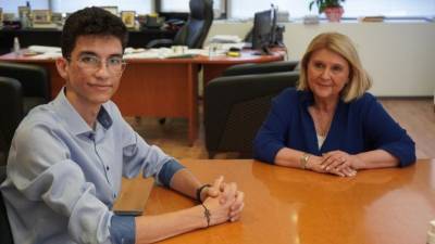 Μέλος της ομάδας Μεντόρων του υπουργείου Μετανάστευσης ο 19χρονος Κούρος