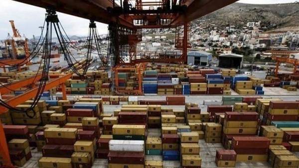 Πτώση στις ελληνικές εξαγωγές τον Απρίλιο, μετά από 26 μήνες συνεχούς ανόδου