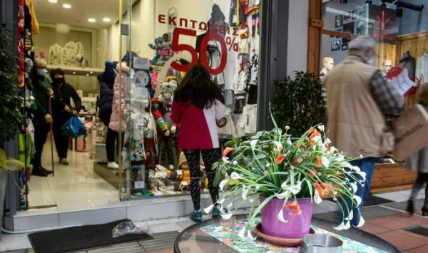 Φθινοπωρινές εκπτώσεις: Πότε αρχίζουν - Ποιες Κυριακές θα είναι ανοιχτά τα καταστήματα