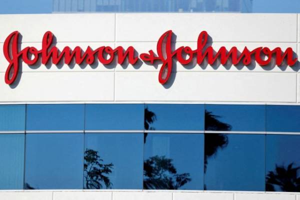 Johnson &amp; Johnson: Δικαστική νίκη στο εφετείο για το «καρκινογόνο» ταλκ