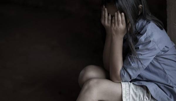 Θεσσαλονίκη: Κρατούσαν επί 20 ημέρες όμηρο 15χρονη