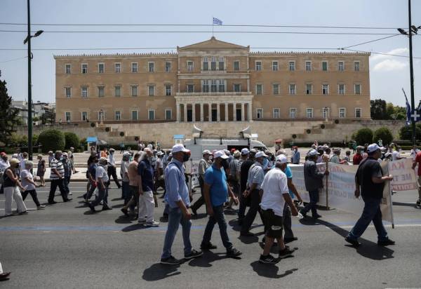 Παρέμβαση Μπακογιάννη για τις συγκεντρώσεις και τις πορείες στην Αθήνα: «Να μπει όριο στην “παράλυση” του κέντρου»