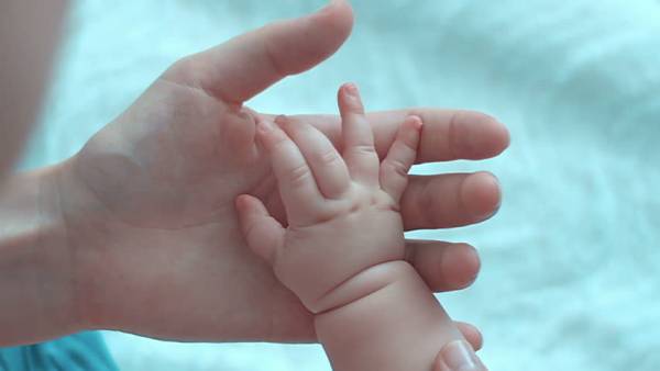 Κοριτσάκια τα δύο πρώτα μωρά του χρόνου στη Μεσσηνία
