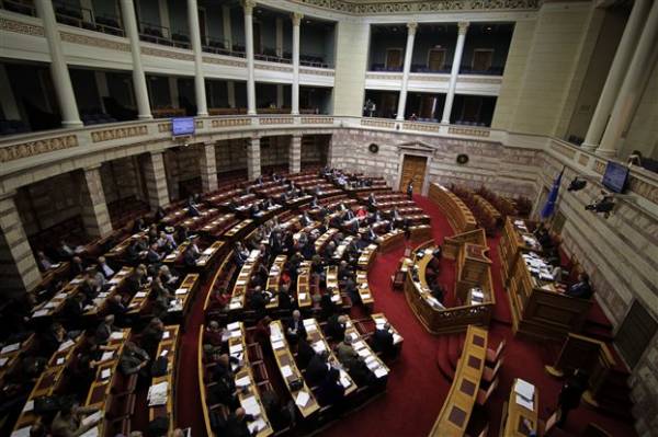 Βουλή: Οχι στην άρση ασυλίας Καμμένου - Καραθανασόπουλου