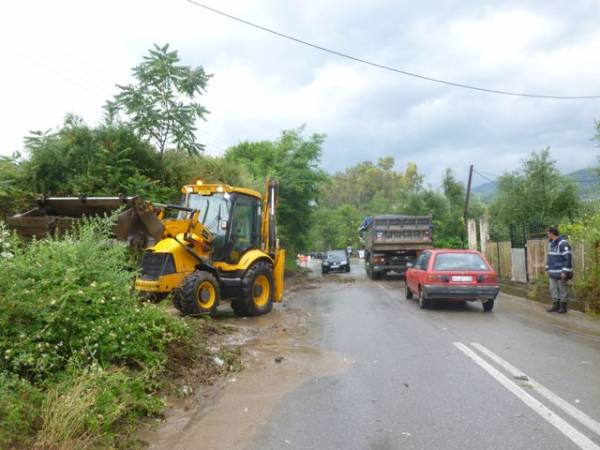 Προβλήματα στην ΕΟ Καλαμάτας - Σπάρτης από τη βροχή (βίντεο)