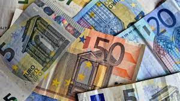 ΔΥΠΑ: Καταβάλλεται σήμερα το «μπόνους» των 300 ευρώ σε 1.182 μακροχρόνια ανέργους