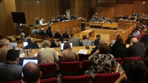 Δίκη Χρυσής Αυγής: Παραμένω πιστή στην πρόταση μου, δήλωσε η εισαγγελέας