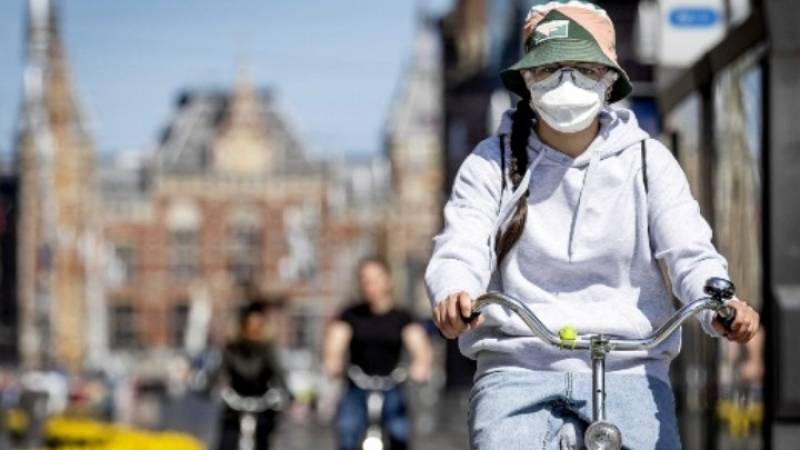 Ολλανδία-κορονοϊός: 1.140 νέα περιστατικά μόλυνσης και 142 νέοι θάνατοι