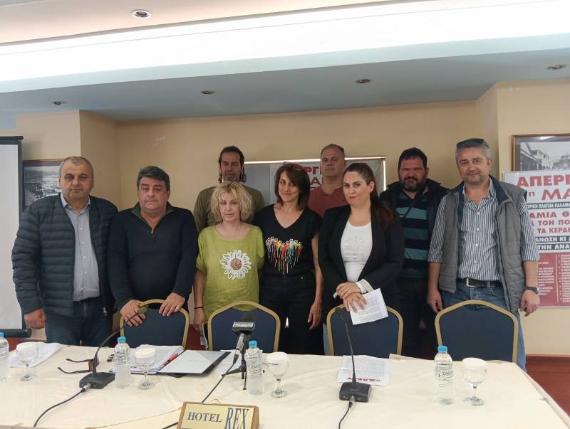 Εργατική Πρωτομαγιά: Απεργιακή συγκέντρωση στην κεντρική πλατεία Καλαμάτας