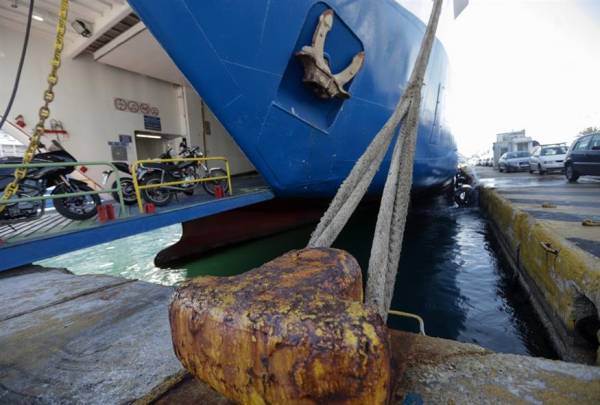 Σταμάτησε η απεργία στο Λιμάνι του Πειραιά – Στις θέσεις τους οι εργαζόμενοι
