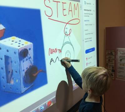Δεύτερος κύκλος του ομίλου STEAM στα Εκπαιδευτήρια Μπουγά