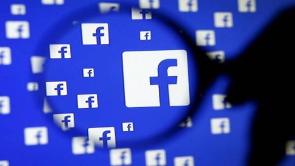 Κίνδυνος για πρόστιμο 2 δισ. στο Facebook για σετ εικονικής πραγματικότητας