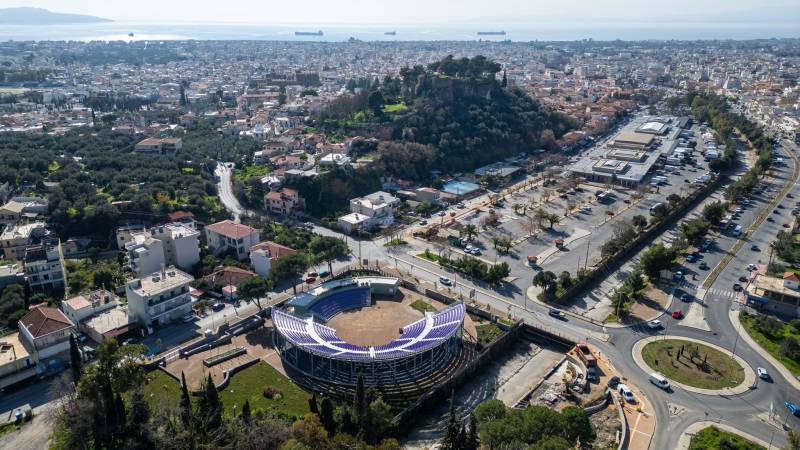 Με διαφωνίες στη Δημοτική Επιτροπή Καλαμάτας: Εως 30.000 ευρώ για προβολή εκδηλώσεων το 2026