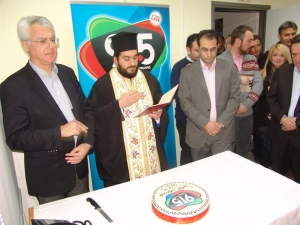 Η Δημοτική Ραδιοφωνία Τρίπολης 91,5 FM έκοψε την πίτα της για το 2013 (φωτογραφίες)
