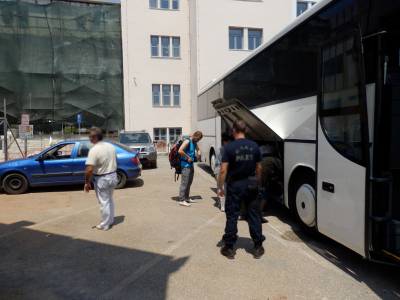 Από την Καλαμάτα στη Φιλιππιάδα μεταφέρθηκαν 37 μετανάστες