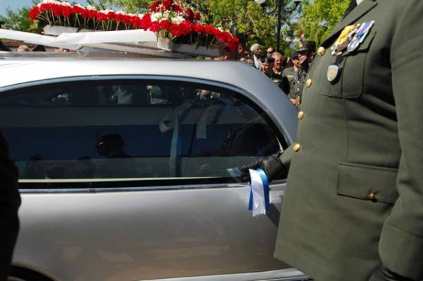 Σε κλίμα συγκίνησης η κηδεία του υποστράτηγου Γ. Τζανιδάκη
