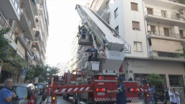 Φωτιά σε κλινική στο κέντρο της Θεσσαλονίκης- Απομακρύνονται οι ασθενείς (βίντεο)