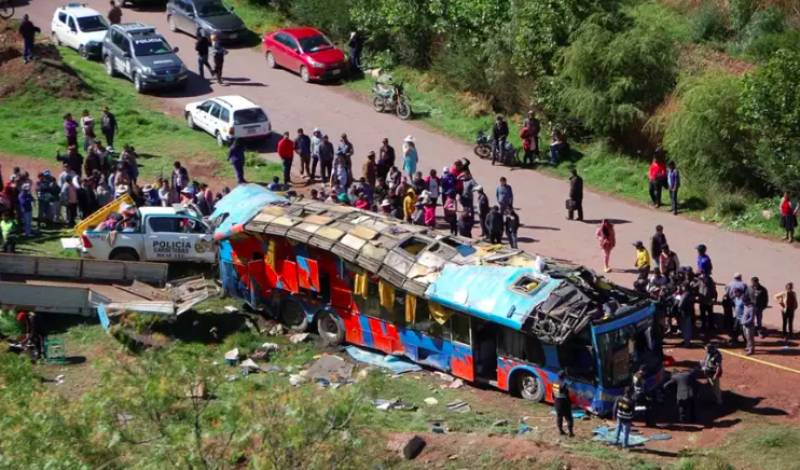 Περού: Τουλάχιστον 25 νεκροί σε δυστύχημα με λεωφορείο