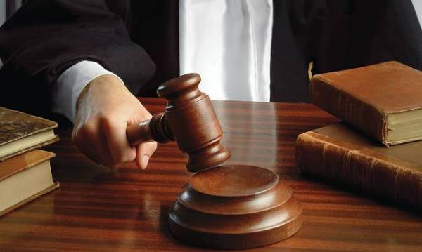 Το Μισθοδικείο έκρινε αντισυνταγματικές τις περικοπές των συντάξεων των δικαστών