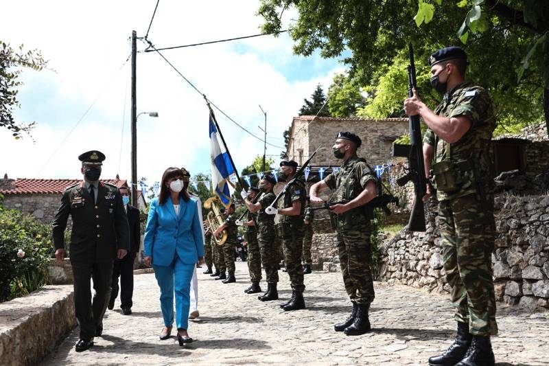 Η Πρόεδρος της Δημοκρατίας στις εκδηλώσεις για τους νεκρούς της Σφαγής της Χίου