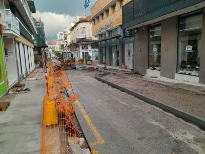 Καλαμάτα: “Εδειξε” η ανάπλαση της Κολοκοτρώνη