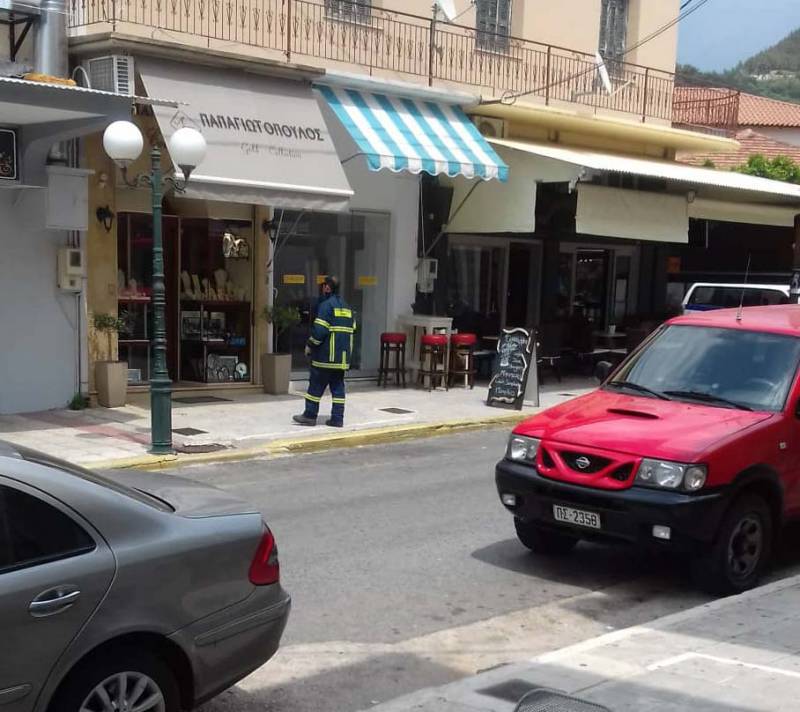 Κυπαρισσία: Κινητοποίηση σε χρυσοχοείο για φάκελο με... σκόνη