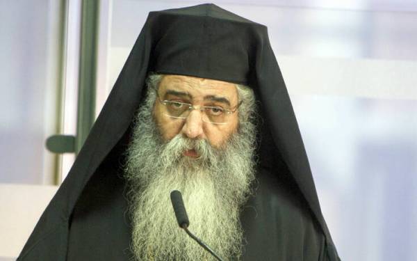Κύπρος: Ο Μητροπολίτης Μόρφου αρνείται να εφαρμόσει τα μέτρα - Οι εκκλησίες θα είναι ανοιχτές