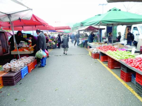 Αλλάζει λόγω 28ης Οκτωβρίου η λαϊκή αγορά στην Καλαμάτα