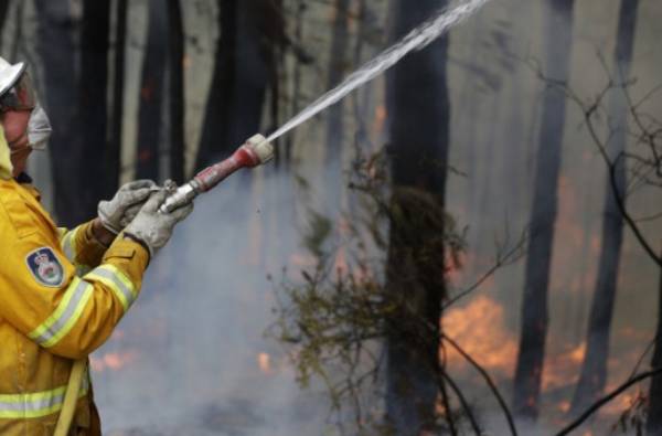 Αυστραλία: Αλλος ένας πυροσβέστης νεκρός στις πυρκαγιές