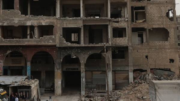 Συρία: Τουλάχιστον 28 άμαχοι σκοτώθηκαν σε επιδρομές στη Ντέιρ αλ Ζορ