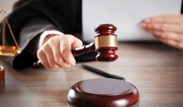 Θεσσαλονίκη: Ισόβια στην 54χρονη που σκότωσε με τηγάνι τον πρώην πεθερό της