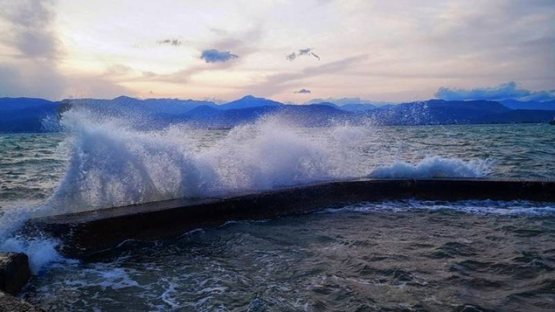 Σε Red Code η Κρήτη έως την Κυριακή - Ισχυρές βροχές και καταιγίδες - Σε αυξημένη επιφυλακή η Πυροσβεστική