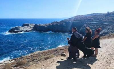 Φολέγανδρος: Τρισάγιο στη μνήμη της Γαρυφαλλιάς που την πέταξε στον γκρεμό ο φίλος της