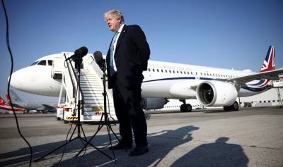 Τζόνσον: Μπλόκο στην πρόσβαση του Πούτιν στα αποθέματα χρυσού εξετάζει η ΕΕ