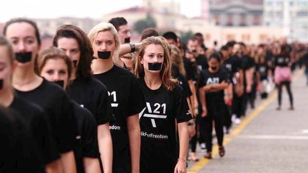 Πορεία κατά της εμπορίας ανθρώπων στο κέντρο της Θεσσαλονίκης