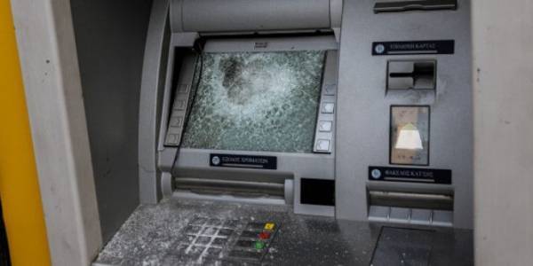 Δύο Κοσοβάροι διέρρηξαν ATM και πήραν 127.000 ευρώ!