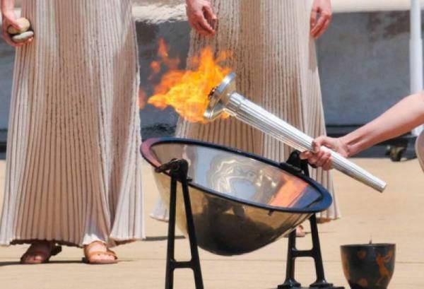 Λιτή υποδοχή της Ολυμπιακής Φλόγας σήμερα στη Μεσσηνία
