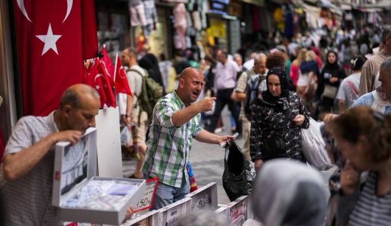 Καλπάζει ο τουρισμός στην Τουρκία - 30% η αύξηση στην Αττάλεια το εξάμηνο