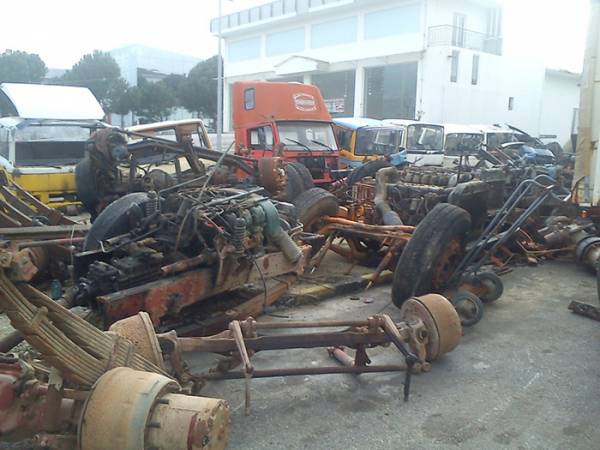 "Συνεργεία" διάλυσης κλεμμένων μηχανών σε Βαλύρα, Σκάλα και Τσουκαλέικα