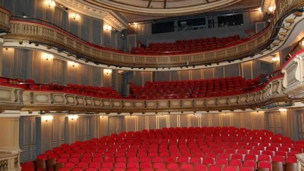 Εθνικό Θέατρο: Ανακοίνωσε ακροάσεις για τις καλοκαιρινές παραγωγές του