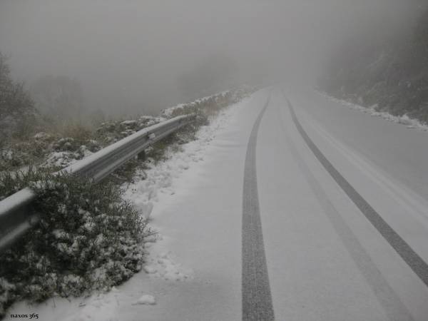 Σε ποιους δρόμους της Πελοποννήσου υπάρχουν προβλήματα από το χιόνι - Ανακοίνωση Μορέα