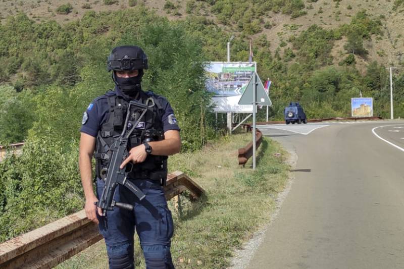 Κόσοβο: Ενοπλοι βάλλουν κατά της αστυνομίας στην πολιορκία μοναστηριού – Τέσσερις νεκροί