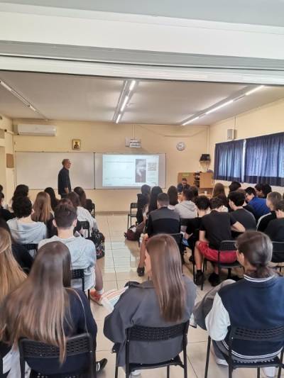 Διαδραστική παρουσίαση για την κλιματική αλλαγή στα Εκπαιδευτήρια Μπουγά