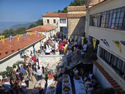 Η εορτή της Κοιμήσεως στη Μητρόπολη Μεσσηνίας (φωτογραφίες)