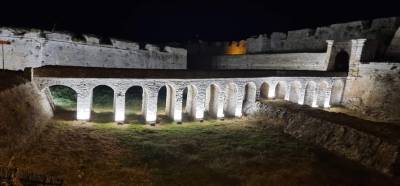 Φωτίστηκε το Κάστρο της Μεθώνης