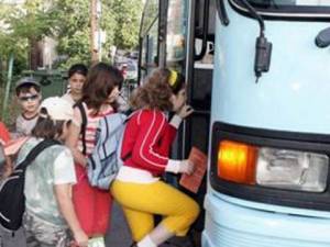 Η δαπάνη μεταφοράς μαθητών μειώθηκε από 10 σε 3,8 εκ. ευρώ