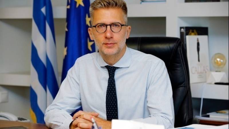 Σκέρτσος για υποκλοπές: Ευτελίζεται μια σοβαρή υπόθεση
