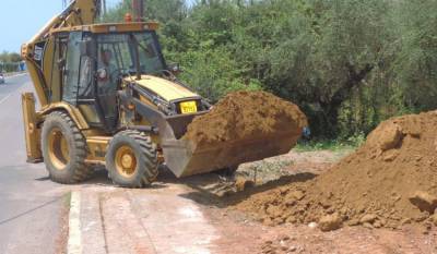 Πεζοδρόμια σε Ασπρόχωμα, Λακωνικής και κόμβος στο &quot;Φωτεινή&quot;